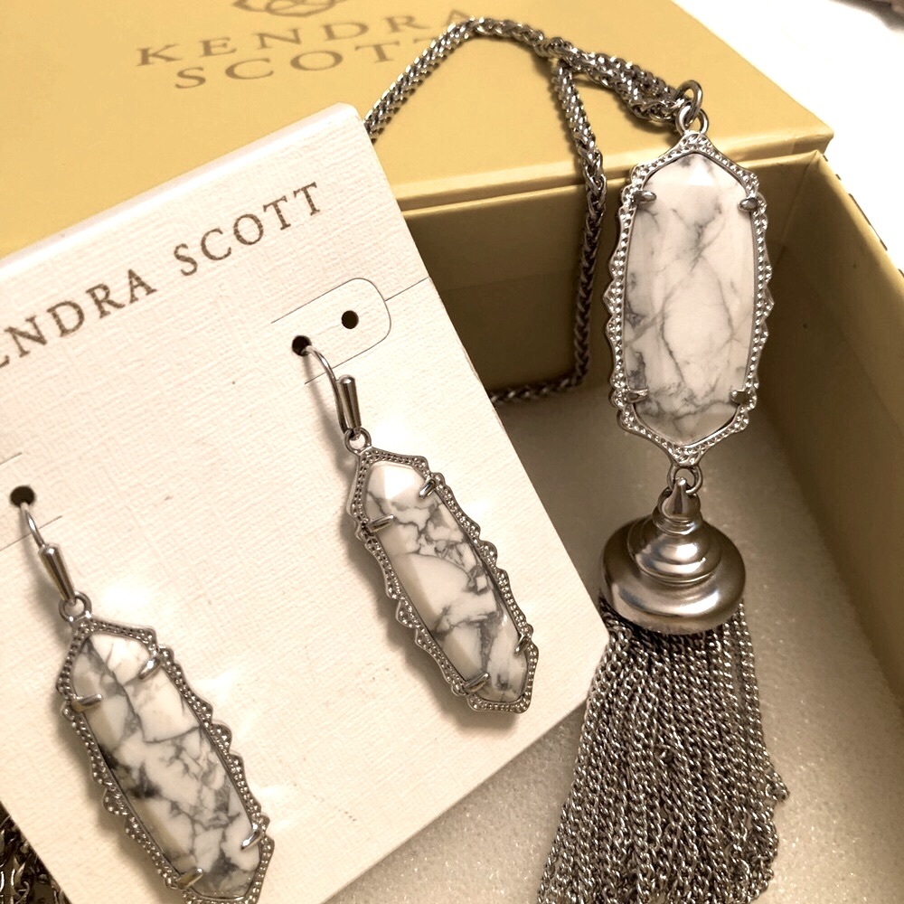 NWT RARE & Retired Kendra Scott Everly Necklace & Fran Earrings Howlite & Silver